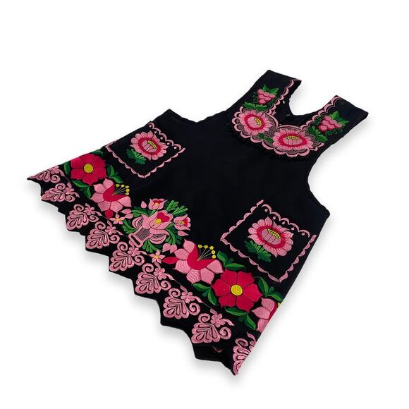 Black Mexican Embroidered Apron – Premium Cotton Blend Apron with Pink Floral - Picture 6 of 9